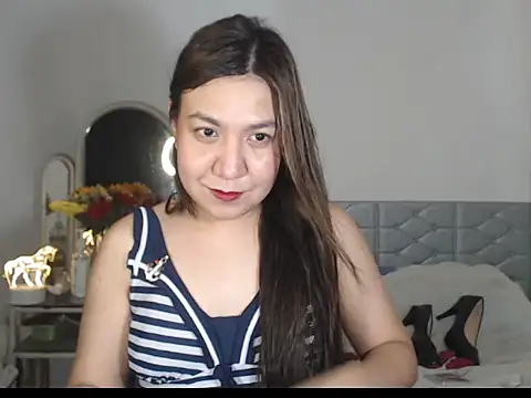 Snapshot of stellahugeX chatting on 11-07-25, 04:12 stellahugeX online show from 11-07-25, 04:12