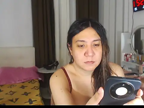 stellahugeX online show from 04-28-26, 11:26