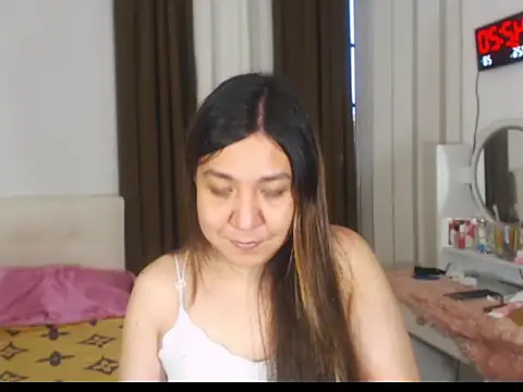 stellahugeX online show from 04-28-26, 11:43