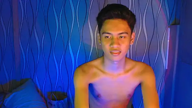 Snapshot of Demure_Asian143 chatting on 09-15-25, 09:53 Demure Asian143 online show from 09-15-25, 09:53