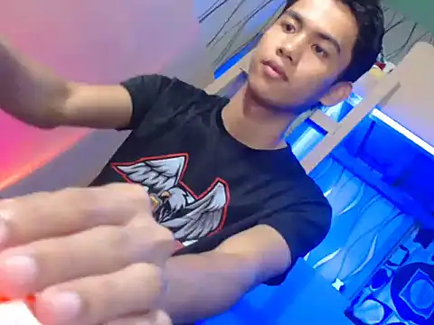 Snapshot of Demure_Asian143 chatting on 10-06-25, 09:29 Demure Asian143 online show from 10-06-25, 09:29