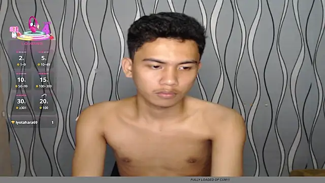 Snapshot of Demure_Asian143 chatting on 11-29-25, 07:28 Demure Asian143 online show from 11-29-25, 07:28