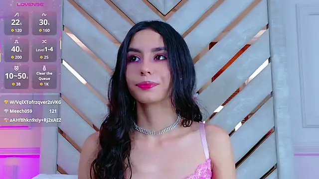 Snapshot of Sarah-Grace chatting on 11-28-25, 02:36 Sarah-Grace online show from 11-28-25, 02:36