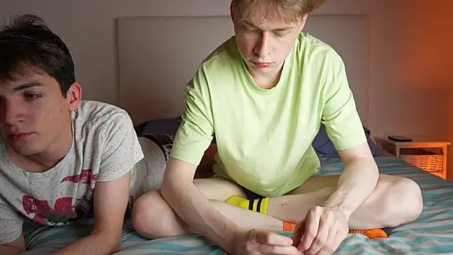 Snapshot of MattyandAiden chatting on 01-08-26, 06:54 MattyandAiden online show from 01-08-26, 06:54