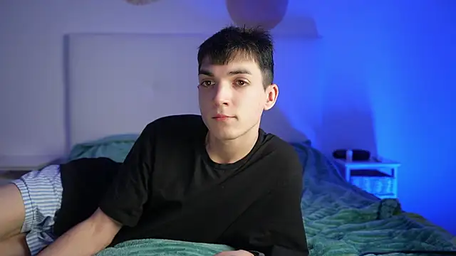 Snapshot of MattyandAiden chatting on 02-03-26, 07:08 MattyandAiden online show from 02-03-26, 07:08