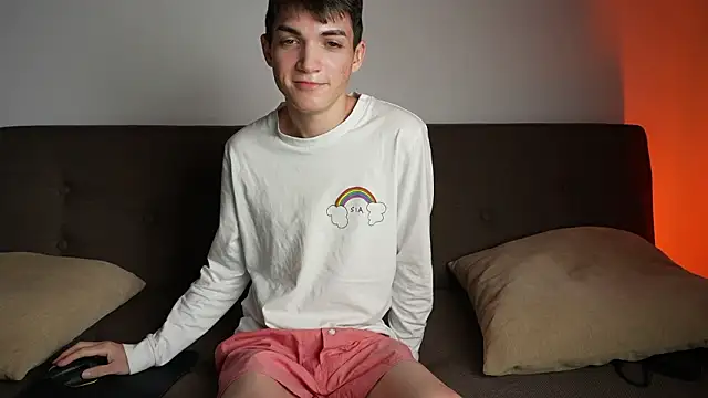 Snapshot of MattyandAiden chatting on 02-15-26, 06:26 MattyandAiden online show from 02-15-26, 06:26