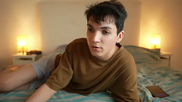 Snapshot of MattyandAiden chatting on 03-01-26, 05:04 MattyandAiden online show from 03-01-26, 05:04