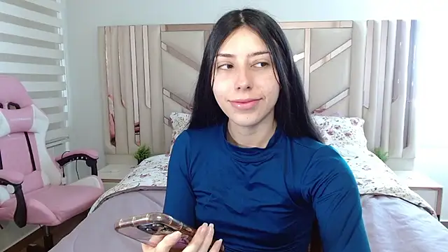 Snapshot of violett_star1 chatting on 03-07-26, 01:08 violett star1 online show from 03-07-26, 01:08