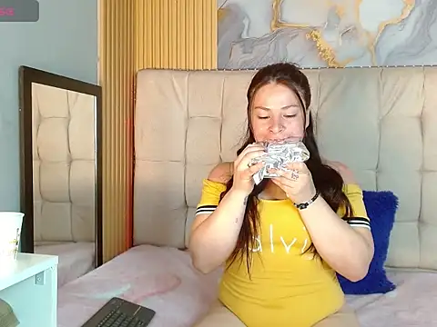 Snapshot of miadoll303av chatting on 10-16-25, 01:12 miadoll303av online show from 10-16-25, 01:12