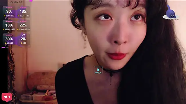 Snapshot of Etherealcat33 chatting on 12-19-25, 10:55 Etherealcat33 online show from 12-19-25, 10:55