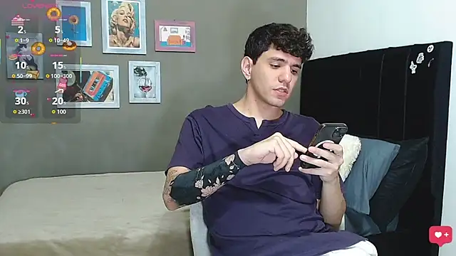Snapshot of Matteo12_ chatting on 06-02-26, 04:14 Matteo12 online show from 06-02-26, 04:14