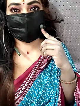 Snapshot of Cutie_nila26 chatting on 10-15-25, 06:24 Cutie nila26 online show from 10-15-25, 06:24