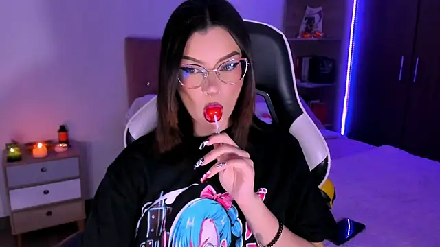 Snapshot of OphelianaRose33 chatting on 11-01-25, 11:18 OphelianaRose33 online show from 11-01-25, 11:18