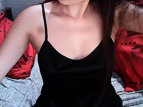 Snapshot of SexyHenesy chatting on 06-23-26, 07:56 SexyHenesy online show from 06-23-26, 07:56