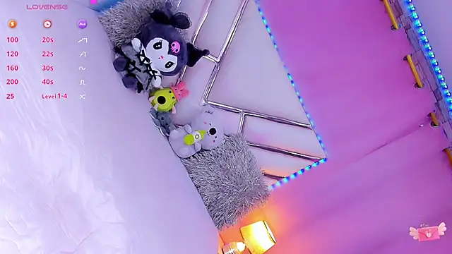 Snapshot of jazlyn_G chatting on 09-19-25, 06:04 jazlyn G online show from 09-19-25, 06:04