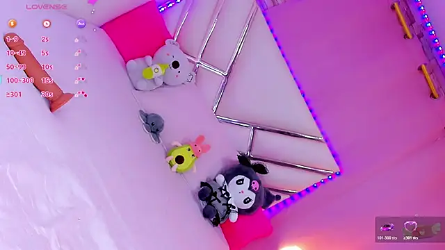 Snapshot of jazlyn_G chatting on 11-22-25, 05:06 jazlyn G online show from 11-22-25, 05:06