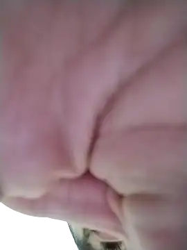 Snapshot of twinkbrazil23 chatting on 10-30-25, 10:54 twinkbrazil23 online show from 10-30-25, 10:54