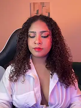 Snapshot of Kass_1 chatting on 12-05-25, 01:36 Kass 1 online show from 12-05-25, 01:36