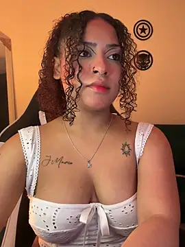 Snapshot of Kass_1 chatting on 02-07-26, 01:42 Kass 1 online show from 02-07-26, 01:42