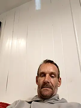 Snapshot of Hungwell1515 chatting on 11-10-25, 02:16 Hungwell1515 online show from 11-10-25, 02:16