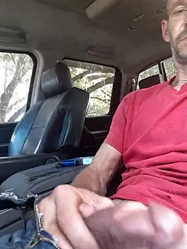 Snapshot of Hungwell1515 chatting on 12-21-25, 06:15 Hungwell1515 online show from 12-21-25, 06:15