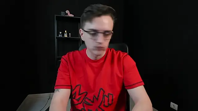 FelixStarkk online show from 05-11-26, 06:41