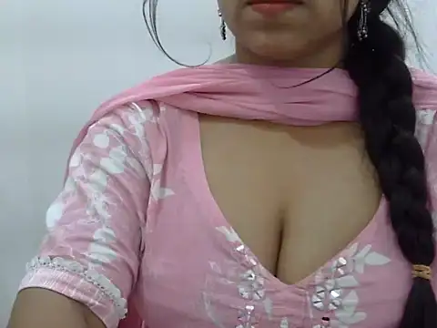 LIYO  online show from 06-30-26, 06:03