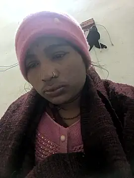 Snapshot of Hot_raaani chatting on 01-08-26, 11:18 Hot raaani online show from 01-08-26, 11:18