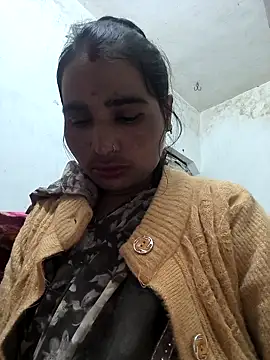 Snapshot of Hot_raaani chatting on 02-01-26, 04:05 Hot raaani online show from 02-01-26, 04:05