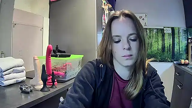 Snapshot of SexyMilf_37 chatting on 10-09-25, 07:56 SexyMilf 37 online show from 10-09-25, 07:56