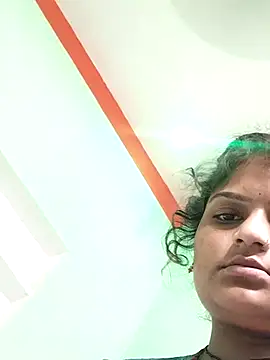 Snapshot of Hot_mirchjii chatting on 09-15-25, 04:56 Hot mirchjii online show from 09-15-25, 04:56