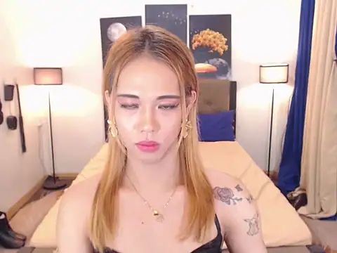 PreciousAmore online show from 11-20-25, 10:48