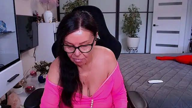 Anna Blare online show from 06-26-26, 09:03
