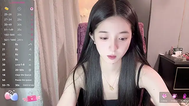 Snapshot of OiOi-666 chatting on 06-09-26, 11:00 OiOi-666 online show from 06-09-26, 11:00
