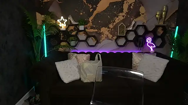 DiamondGoldie online show from 09-14-25, 08:46