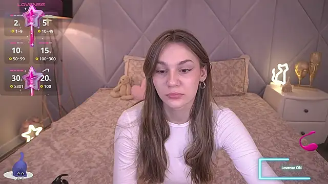 DiamondGoldie online show from 11-30-25, 08:13