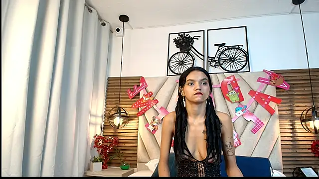 Snapshot of Cinthiabaker chatting on 09-27-25, 11:59 Cinthiabaker online show from 09-27-25, 11:59