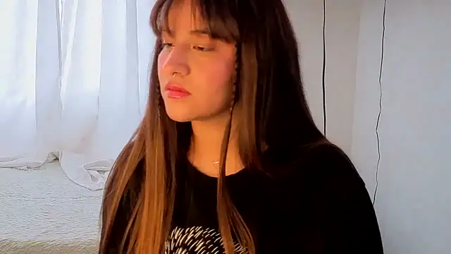 Linda Bellucci online show from 09-29-25, 09:41