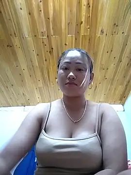 phuongnhi-- online show from 04-25-26, 08:17