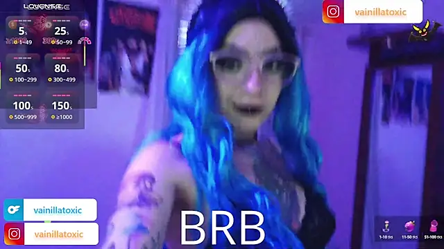 Snapshot of vainilla_doll chatting on 03-03-26, 01:45 vainilla doll online show from 03-03-26, 01:45