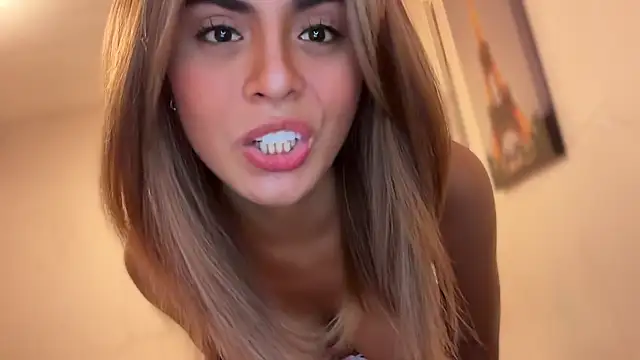 Snapshot of sabrina_cutieee69 chatting on 03-15-26, 03:23 sabrina cutieee69 online show from 03-15-26, 03:23