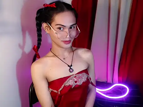 Snapshot of bellalot chatting on 09-19-25, 05:57 bellalot online show from 09-19-25, 05:57