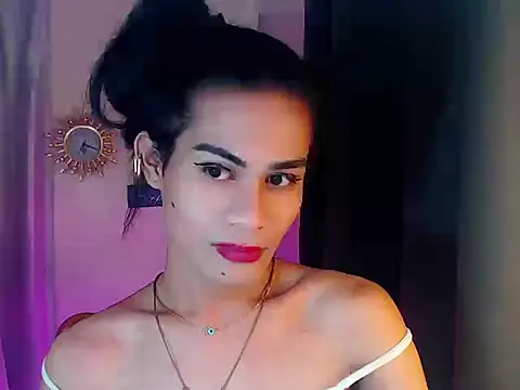 Snapshot of bellalot chatting on 01-07-26, 02:41 bellalot online show from 01-07-26, 02:41