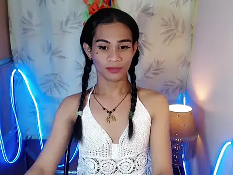 Snapshot of bellalot chatting on 02-03-26, 02:53 bellalot online show from 02-03-26, 02:53