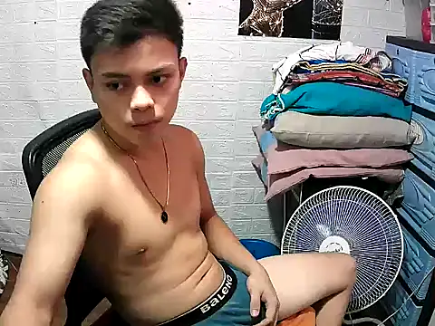 Snapshot of Pinoy_slutcummer69 chatting on 03-18-26, 05:54 Pinoy slutcummer69 online show from 03-18-26, 05:54
