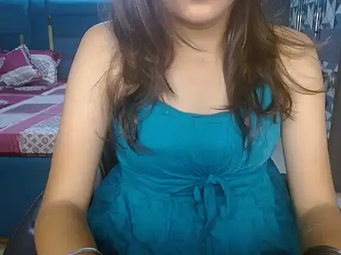 Snapshot of Urlove_lily chatting on 09-08-25, 02:49 Urlove lily online show from 09-08-25, 02:49