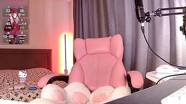 Snapshot of midwestemoqueen chatting on 11-24-25, 07:08 midwestemoqueen online show from 11-24-25, 07:08