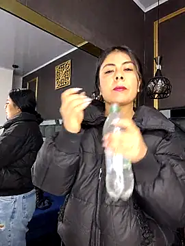 Aniajoness  online show from 11-28-25, 03:31