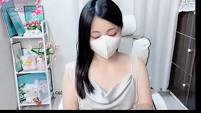 phuongnhi  online show from 06-09-26, 11:55