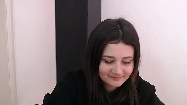 Katrin kiss  online show from 09-26-25, 10:30